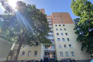 Sanierte 2-Zimmer mit EInbauküche und Balkon