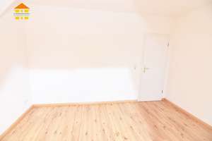 *Geräumige 2-Raum-Wohnung mit Balkon im Dachgeschoss gesucht?* – Fritz-Matschke-Straße 7, 9113 Schloßchemnitz, Chemnitz – Vorschaubild 8