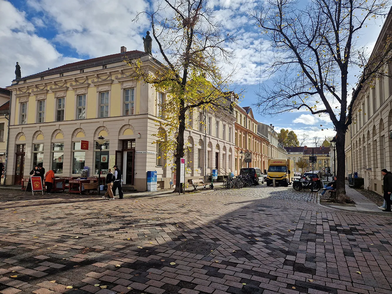 Wohn- u. Geschäftshaus in der Potsdamer Innenstadt, Potsdam – Bild 1
