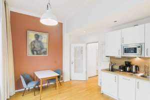 Perfekt für Young Professionals: Großzügiges & möbliertes Apartment in Eimsbüttel | XL Bude – Oberstraße 14a-c, 20144 Harvestehude, Hamburg – Vorschaubild 4