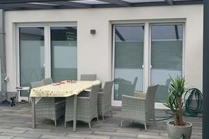Diesen Sommer im eigenen Garten! Fast neue DHH in beliebter Lage - zentral und doch ruhig – Die vollständige Adresse der Immobilie erhältst du vom Anbieter., 47249 Buchholz, Duisburg – Vorschaubild 1