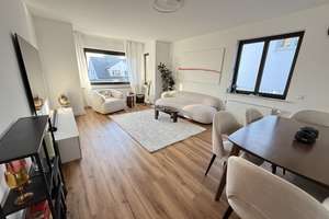 Voll-, vollmöblierte 2,5 Raum Wohnung im Bochumer Süden mit Garage *PAUSCHAL – Hevener Straße 19, 44797 Stiepel, Bochum – Vorschaubild 3