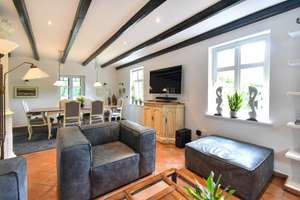 Ruhr-Romantik! Charmantes Landhaus auf Traumgrundstück mit Doppelgarage in Kettwig – 45219 Kettwig, Essen – Vorschaubild 8