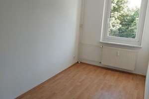 Tolkewitz: Helle kleine 3-R -Whg  Wanne + Balkon! – Kipsdorfer Str. 145, 1279 Tolkewitz/Seidnitz-Nord, Dresden – Vorschaubild 10