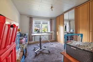! Einfamilienhaus in Sackgassenlage ! – Die vollständige Adresse der Immobilie erhältst du vom Anbieter., 25370 Seester – Vorschaubild 13