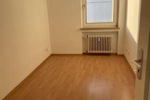 4-Zimmer-Wohnung mit Süd-Balkon – Die vollständige Adresse der Immobilie erhältst du vom Anbieter., 82256 Fürstenfeldbruck – Vorschaubild 12