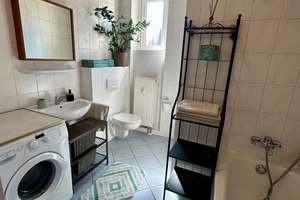 Möblierte 2-Zimmer-Wohnung mit Südbalkon & Carport in Dresden-Striesen – einziehen und wohlfühlen – Kyffhäuser Straße 10, 1309 Striesen-West, Dresden – Vorschaubild 11