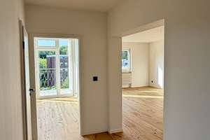 Erstbezug nach hochwertiger Sanierung - Moderne 3-Zimmer-Wohnung mit Balkon & Aufzug – Rendsburger Landstraße 97/99, 24113 Hassee, Kiel – Vorschaubild 10