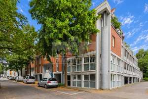 WOHNEN MIT CHARAKTER - EXKLUSIVE MAISONETTEWOHNUNG MIT GALERIE UND SONNIGER DACHTERRASSE IN BEUEL – Die vollständige Adresse der Immobilie erhältst du vom Anbieter., 53225 Schwarzrheindorf/Vilich-Rheindorf, Bonn – Vorschaubild 3