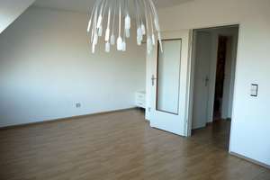 Wohnen im Grünen: Helles Apartment in Düsseldorf-Oberrath – 40472 Rath, Düsseldorf – Vorschaubild 4