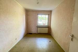 Großzügige 4-Zimmer-Wohnung mit Loggia in grüner Lage von Essen-Schönebeck – Die vollständige Adresse der Immobilie erhältst du vom Anbieter., 45359 Schönebeck, Essen – Vorschaubild 5