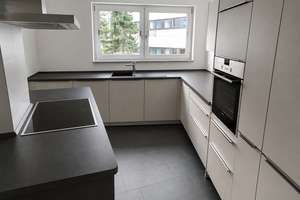 Neuwertige 3-Zimmer-Wohnung mit zwei Balkonen in optimaler Lage