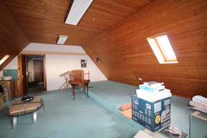 Mehrfamilienhaus mit 3 Wohnungen und 5 Einzimmer-Appartements – Kitzingen (Kreis) – Vorschaubild 28