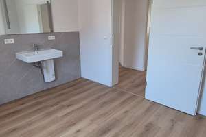 Frisch renovierte 5-Zi.-EG-Wohnung | Terrasse | EBK | 101 m² | Schwäbische Alb | provisionsfrei – Die vollständige Adresse der Immobilie erhältst du vom Anbieter., 72818 Trochtelfingen – Vorschaubild 4