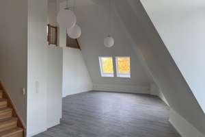 Sonnige und großzügige Maisonette-Wohnung in Kiel-Düsternbrook – Die vollständige Adresse der Immobilie erhältst du vom Anbieter., 24105 Düsternbrook, Kiel – Vorschaubild 3