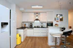 Modern möblierte Wohnung mit TG-Stellplatz in Stuttgart Mitte – Die vollständige Adresse der Immobilie erhältst du vom Anbieter., 70174 Neue Vorstadt, Stuttgart – Vorschaubild 3