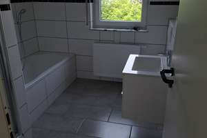 Lichtdurchflutete Doppelhaushälfte mit Einliegerwohnung in ruhiger Lage – Wilhelm-Leuschner-Str. 31a, 61231 Bad Nauheim – Vorschaubild 14