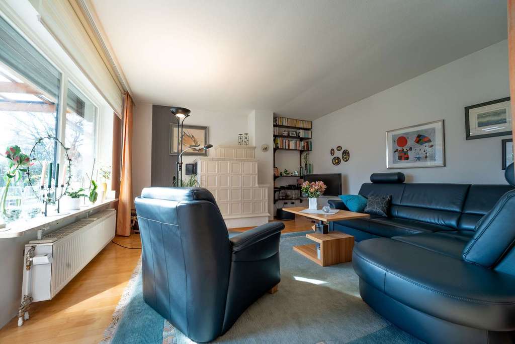 Immobilie in Mildstedt - Attraktiver Bungalow mit Südwest-Terrasse, Garage und großem Grundstück - Bild 2