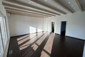 Grüße aus der Loggia - Penthouse in Elsen – Die vollständige Adresse der Immobilie erhältst du vom Anbieter., 33106 Elsen, Paderborn – Vorschaubild 4