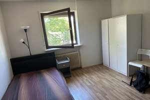 Long term/Short Term Furnished Large Room available near Olympia einkaufszentrum  – Meggendorferstraße 61, 80992 Alt-Moosach, München – Vorschaubild 2