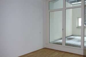54 m² großes Wohnzimmer!!! - Exklusive 4-Raum-Maisonette mit vielen Extras – Ulmenstr. 3b, 9112 Kaßberg, Chemnitz – Vorschaubild 10