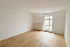 3 Raum-Wohnung mit Balkon in zentraler Lage – Zietenstraße 58, 9130 Sonnenberg, Chemnitz – Vorschaubild 1