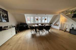 Dachgeschoss-Traum mit Terrasse im Herzen von Schwabing (Möblierung optional) – Jakob-Klar-Straße 12, 80796 Neuschwabing, München – Vorschaubild 2