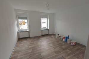 Komplett renovierte Wohnung in ruhiger Wohnlage in Trier Heiligkreuz – 54295 Heiligkreuz, Trier – Vorschaubild 3