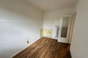 Lichtdurchflutete 2,5-Zimmer-Wohnung mit Balkon in Essen – Michaelstraße 25, 45138 Südostviertel, Essen – Vorschaubild 8