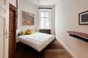 Klassische Altbauwohnung in Bestlage I 3 - Zimmer I 122 m I Westloggia I Wohnküche I Aufzug I Keller – Die vollständige Adresse der Immobilie erhältst du vom Anbieter., 14057 Charlottenburg, Berlin – Vorschaubild 8