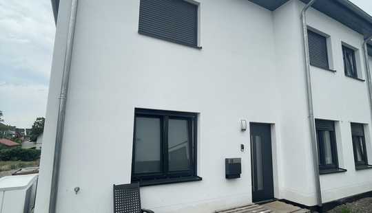 Bild von Doppelhaushälfte 160 m² Rüsselsheim/Bauscheim