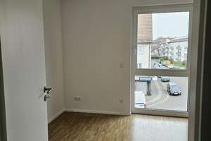 Mit Chick und Charme: 3 Zimmer mit Balkon, moderne Ausstattung, Einbauküche, Tageslichtbad, Aufzug – Biklenstraße 10, 70327 Untertürkheim (Ortsteil), Stuttgart – Vorschaubild 16