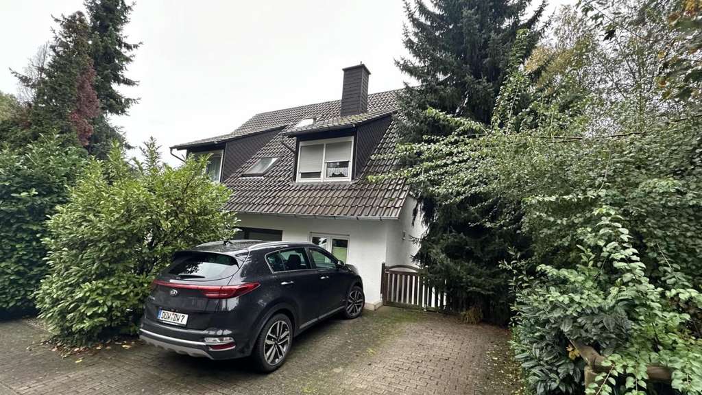 Immobilie in Bad Dürkheim - *** Zwei-/Dreifamilienhaus in idyllischer Waldrandlage *** - Bild 0
