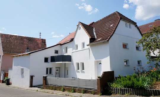Vielfältig nutzbares Mehrfamilienhaus mit Ausbaupotenzial