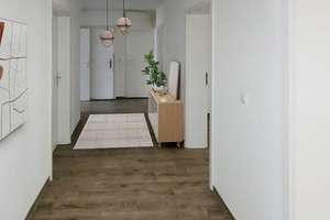 Bonn Alt-Tannenbusch. vermietete 4 ZKB mit Balkon - provisionsfrei! – Hohe Straße 38 a, 53119 Tannenbusch, Bonn – Vorschaubild 4