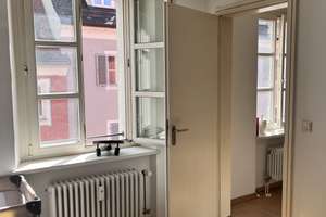 Möblierte 2-Zimmer-Wohnung in der Regensburger Innenstadt, befristet auf 6 Monate – 93049 Innenstadt, Regensburg – Vorschaubild 5
