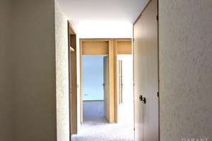 Gepflegte und ruhige 3 Zimmer-Wohnung in Augsburg - zur Eigennutzung oder als Kapitalanlage! – Die vollständige Adresse der Immobilie erhältst du vom Anbieter., 86161 Lechhausen-West, Augsburg – Vorschaubild 3