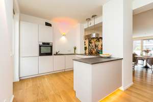 Exklusives Appartement mit zwei Balkonen am Sonninkanal - Hotelcharakter im Herzen Hamburgs – Die vollständige Adresse der Immobilie erhältst du vom Anbieter., 20097 Hammerbrook, Hamburg – Vorschaubild 7