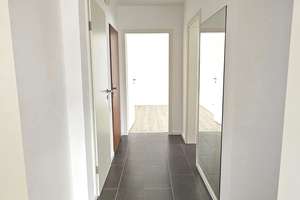 Moderne zentrale 2 ZKBB Wohnung in Bi-Heepen mit große Balkon! – Schwalbenstr. 6, 33719 Heepen, Bielefeld – Vorschaubild 4