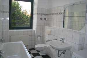 Geräumige 3-Raumwohnung mit Einbauküche und Balkon in Stadtfeld Ost - WG-geeignet! – Schopenhauer Str. 2/Ebendorfer Str. 43, 39108 Stadtfeld Ost, Magdeburg – Vorschaubild 5