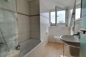 1,5 R.-DG-Apartment, gehobene Ausstattung (Hübsches Bad, Balkon, Kochgelegenh.)  in E Frintrop – Die vollständige Adresse der Immobilie erhältst du vom Anbieter., 45359 Frintrop, Essen – Vorschaubild 15