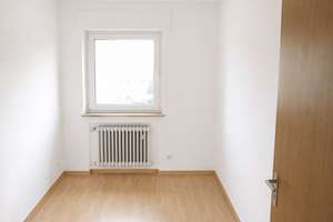 Sonnige 3,5 Zimmerwohnung in Reutlingen (Schanzgebiet) mit herrlicher Aussicht – Die vollständige Adresse der Immobilie erhältst du vom Anbieter., 72770 Betzingen, Reutlingen – Vorschaubild 5