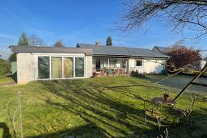 R*, BS-Schapen, ruhige Lage, Bungalow m. Satteldach, 130m²-Wfl+30m², 5-6 Zi, EBK, Kamin, 1 Garage