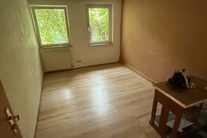 ++ Einfamilienhaus im WEG mit Terrasse, Balkon, Garten und Nebengebäude in ruhiger Wohnlage! ++ – Die vollständige Adresse der Immobilie erhältst du vom Anbieter., 67480 Edenkoben – Vorschaubild 50