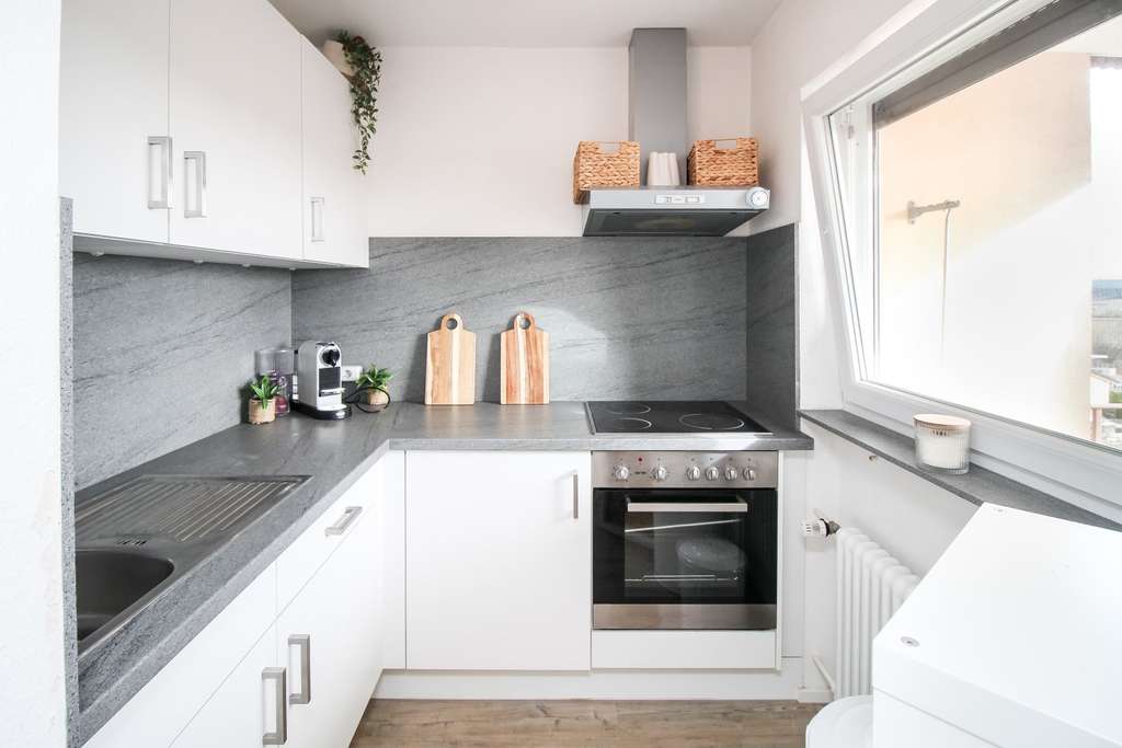 Immobilie in Rottweil - Modernisierte 1,5-Zimmer-Wohnung mit Balkon & Aufzug - Ihr neues Zuhause in Rottweil - Bild 2