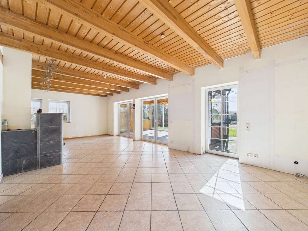 Immobilie in Thomasburg - Sofort verfügbar! Großzügiges Fachwerkhaus im schönen Radenbeck - Bild 2