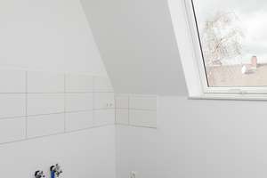Großzügige 4-Zimmer-Wohnung mit langem Balkon – ideal für Paare & Familien im 4. Obergeschoss – Freiherr-vom-Stein-Str. 28, 55131 Oberstadt, Mainz – Vorschaubild 4