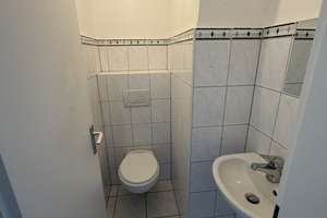 Hochwertige 3-Zimmer Wohnung, 5. OG,  Aufzug, Balkon in Leverkusen-Opladen, Nähe Berliner Platz – Die vollständige Adresse der Immobilie erhältst du vom Anbieter., 51379 Opladen, Leverkusen – Vorschaubild 10