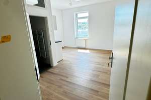 Erstbezug nach Sanierung in Grombühl! 1-Zimmer Apartment inkl. Einbauküche ab 01.11.2025 verfügbar! – Grombühlstraße 55, 97080 Grombühl, Würzburg – Vorschaubild 2