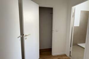Hochwertig Renoviert: Freies 1,5-Zimmer-Apartment mit Balkon – Otto-Suhr-Allee 114, 10585 Charlottenburg, Berlin – Vorschaubild 21